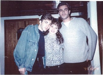 [Tatiana con Christian y Enrique]