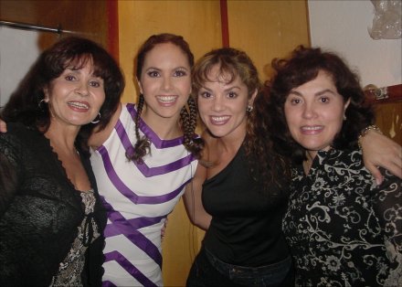 [Lucero & Tatiana with mothers]